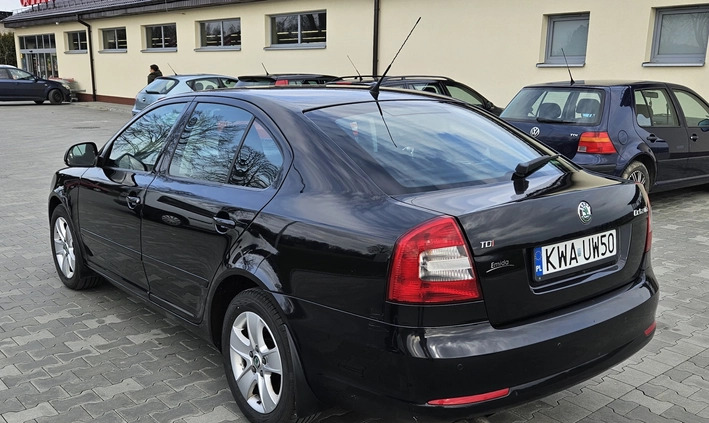 Skoda Octavia cena 26900 przebieg: 230000, rok produkcji 2010 z Wadowice małe 79